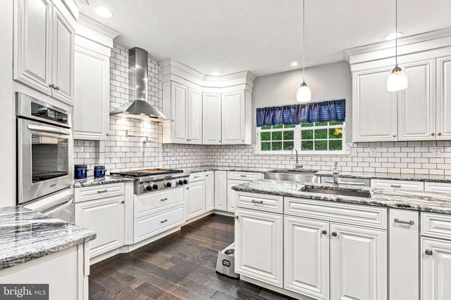 445 WATERFORDS EDGE CT, Atco, NJ 08004