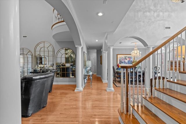 606 Royal Parkway, Dothan, AL 36305