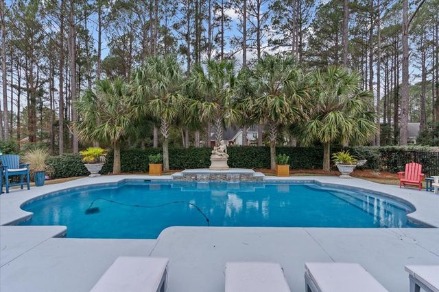 606 Royal Parkway, Dothan, AL 36305