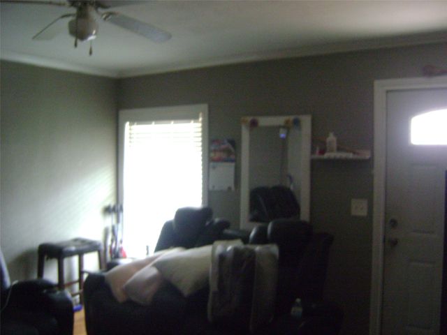 5036 Cedar Hill Road, Fort Worth, TX 76116