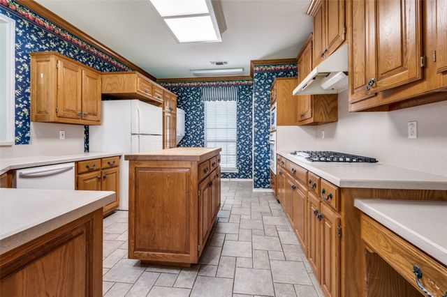 1521 Etain Road, Irving, TX 75060