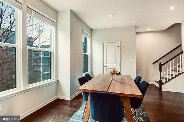 22317 SEABRING TER, Ashburn, VA 20148