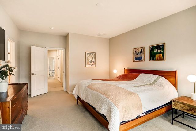 22317 SEABRING TER, Ashburn, VA 20148