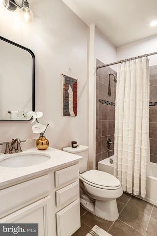 22317 SEABRING TER, Ashburn, VA 20148