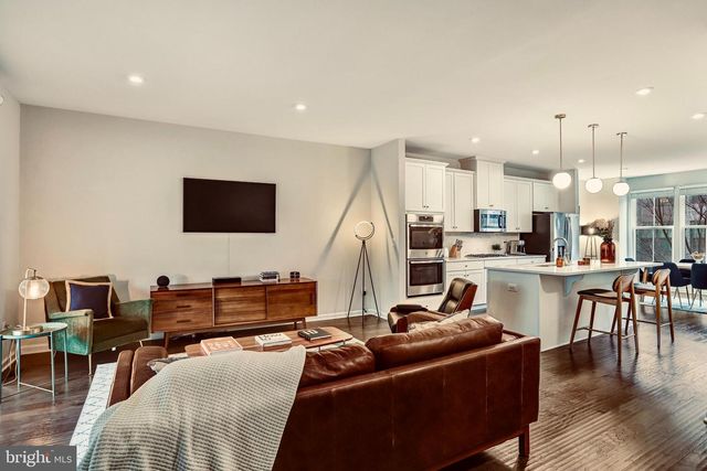 22317 SEABRING TER, Ashburn, VA 20148