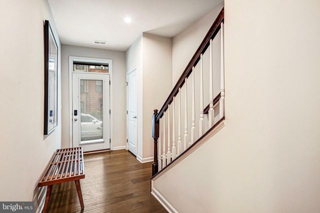 22317 SEABRING TER, Ashburn, VA 20148