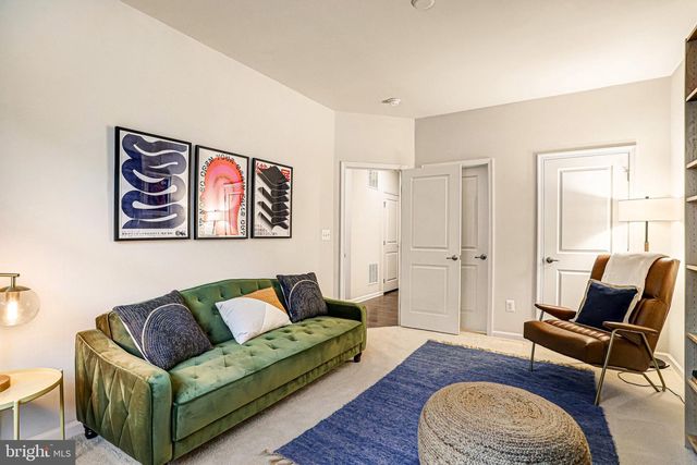 22317 SEABRING TER, Ashburn, VA 20148