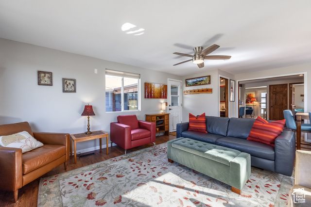 385 N HAWTHORNE DR, Kamas, UT 84036