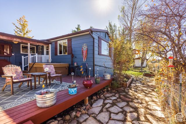 385 N HAWTHORNE DR, Kamas, UT 84036