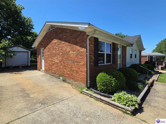1023 Greenway Drive, Elizabethtown, KY 42701