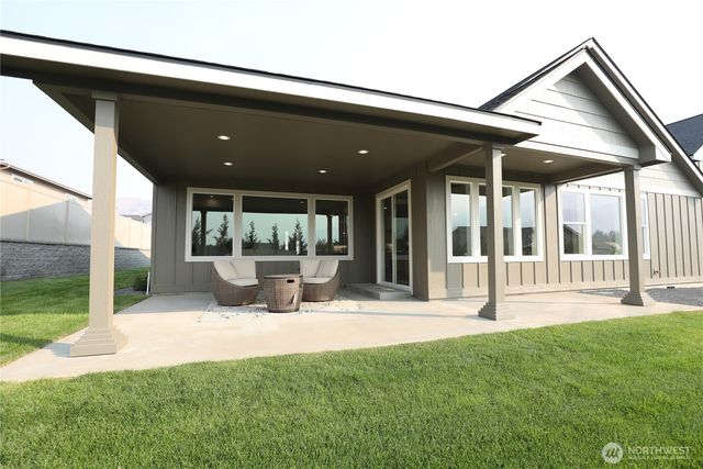 15009 Allison Place, Entiat, WA 98822