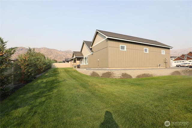 15009 Allison Place, Entiat, WA 98822