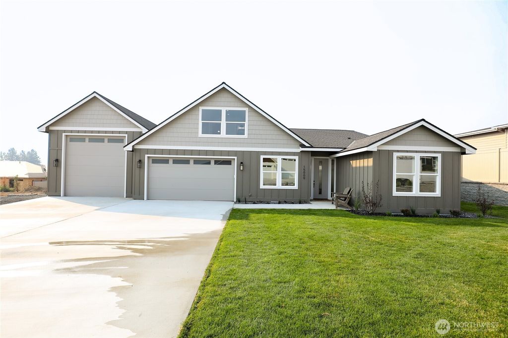 15009 Allison Place, Entiat, WA 98822