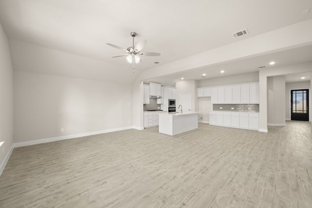 1101 Foxtail Drive, Justin, TX 76247