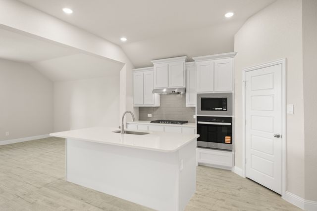 1101 Foxtail Drive, Justin, TX 76247