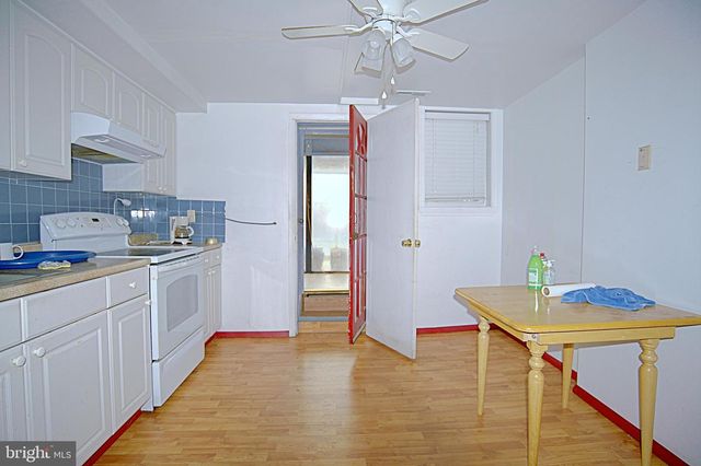 2525 E MONUMENT ST, Baltimore, MD 21205