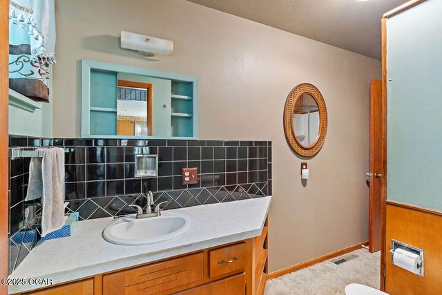 253 Raven Road, Noel, MO 64854