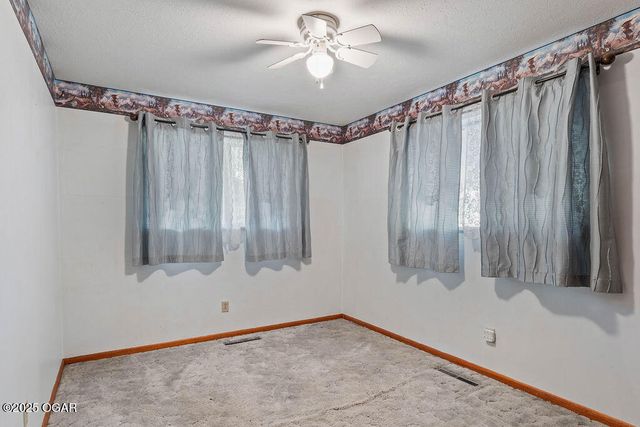 253 Raven Road, Noel, MO 64854