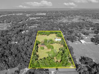 495 1ST STREET, Geneva, FL 32732