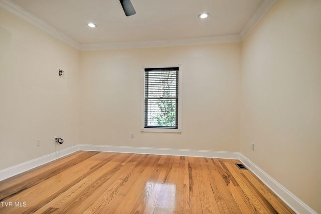 1320 Suntree Road, Unicoi, TN 37692