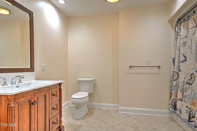 1320 Suntree Road, Unicoi, TN 37692