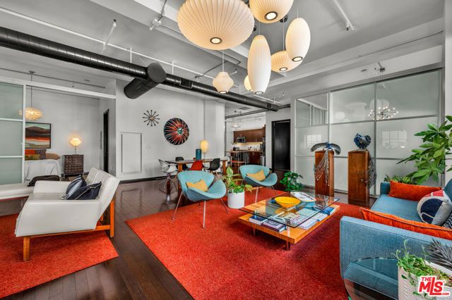 1645 Vine Street 402, Los Angeles, CA 90028
