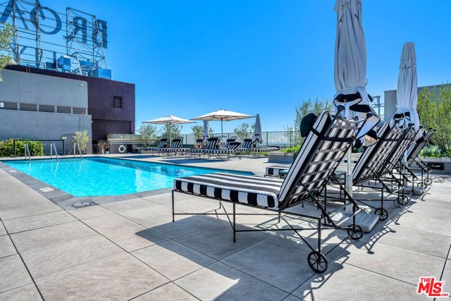 1645 Vine Street 402, Los Angeles, CA 90028