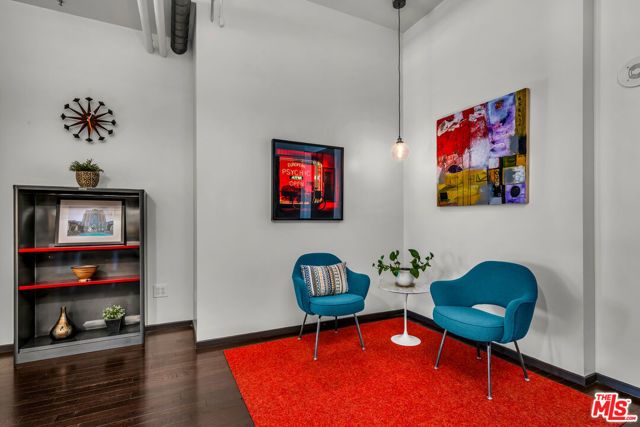 1645 Vine Street 402, Los Angeles, CA 90028
