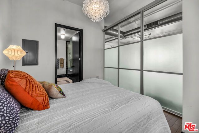1645 Vine Street 402, Los Angeles, CA 90028