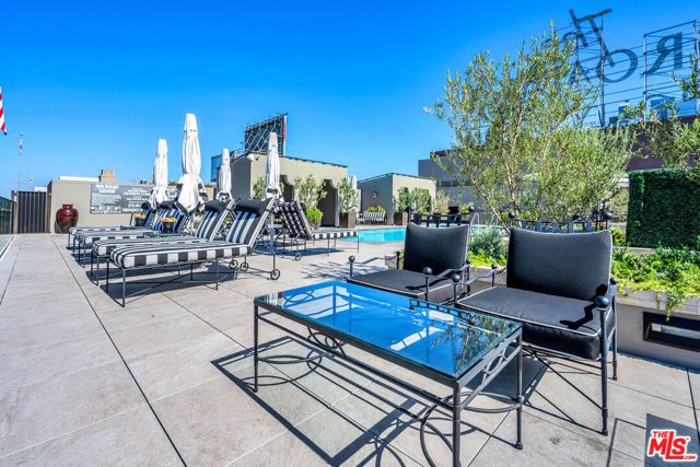 1645 Vine Street 402, Los Angeles, CA 90028
