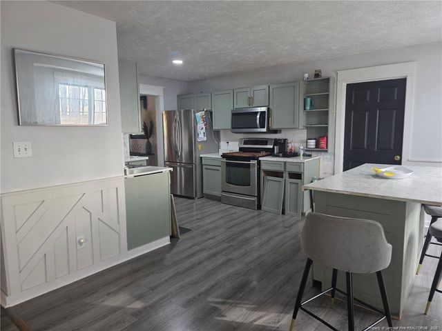 419 Early Dawn Drive, Raeford, NC 28376