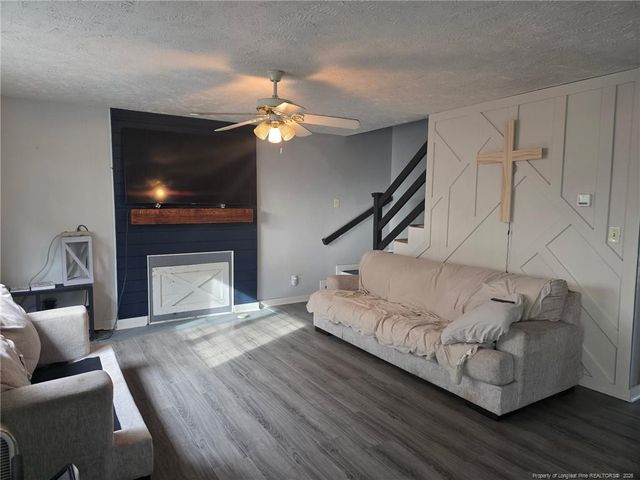 419 Early Dawn Drive, Raeford, NC 28376