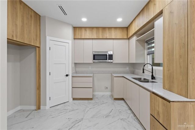 3425 May Street, Mission, TX 78573