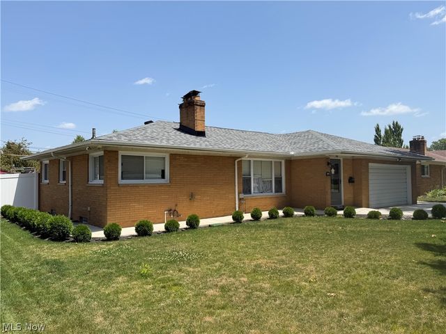 14750 Seneca Trail, Middleburg Heights, OH 44130