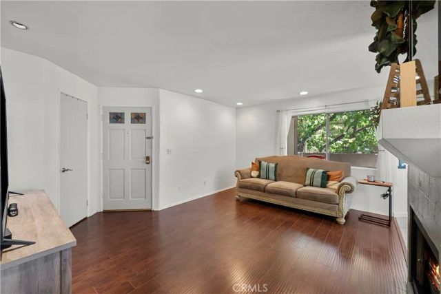 19814 Sandpiper Place 29, Newhall, CA 91321