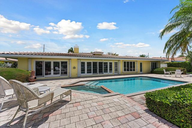 2141 NE 29th Street, Lighthouse Point, FL 33064