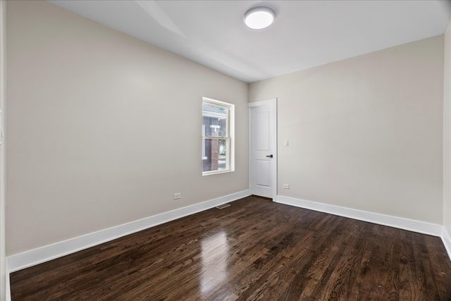 1706 S 9th Avenue, Maywood, IL 60153