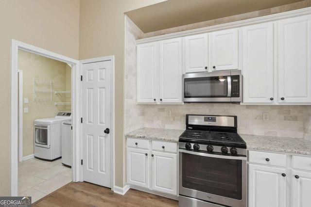 550 Pine Rock Trail, Sugar Hill, GA 30518