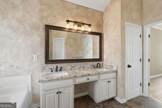 550 Pine Rock Trail, Sugar Hill, GA 30518