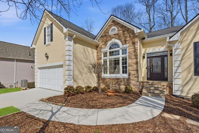 550 Pine Rock Trail, Sugar Hill, GA 30518