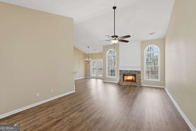 550 Pine Rock Trail, Sugar Hill, GA 30518