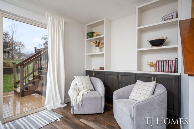 7358 High Timber Drive, Greenville, MI 48838