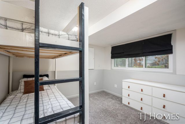 7358 High Timber Drive, Greenville, MI 48838