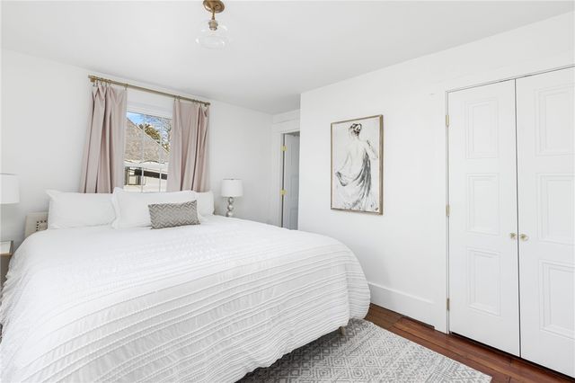17 Old Beach Road, Newport, RI 02840