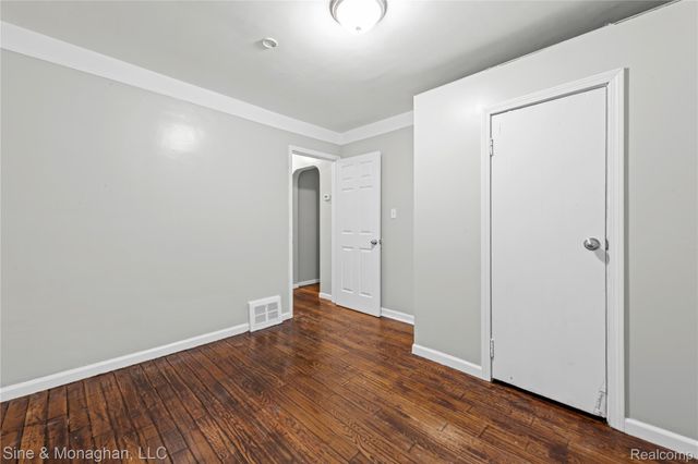 16286 E State Fair Street, Detroit, MI 48205