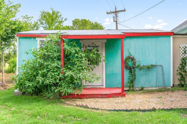 11286 FM 17, Grand Saline, TX 75140
