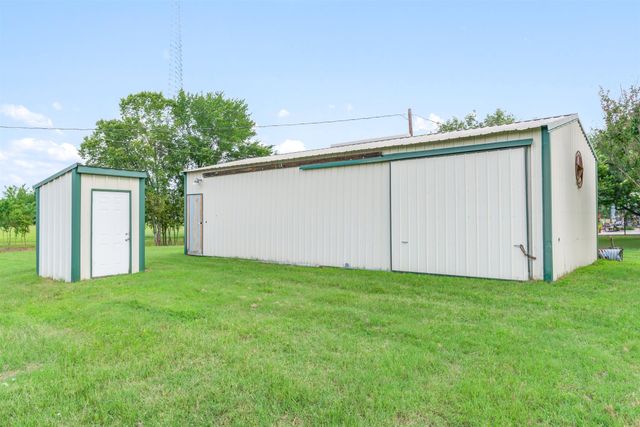 11286 FM 17, Grand Saline, TX 75140
