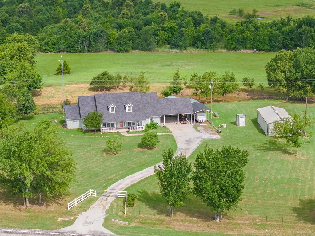11286 FM 17, Grand Saline, TX 75140