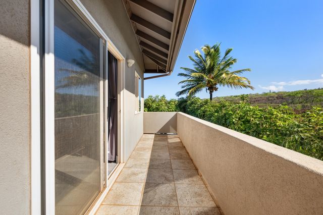 12 Areca Pl, Lahaina, HI 96761