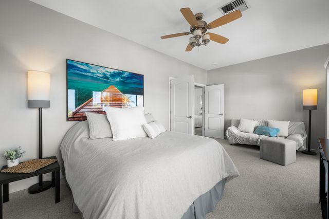 12 Areca Pl, Lahaina, HI 96761